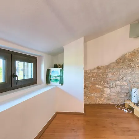 Kika Holiday Ferienhaus Marčana
